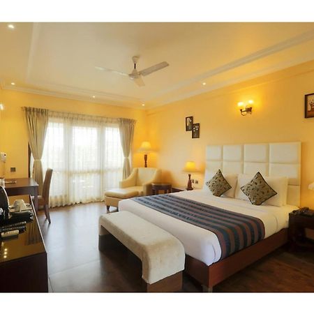 Hotel Silky Palace Near Igi Airportt New Delhi Exteriör bild
