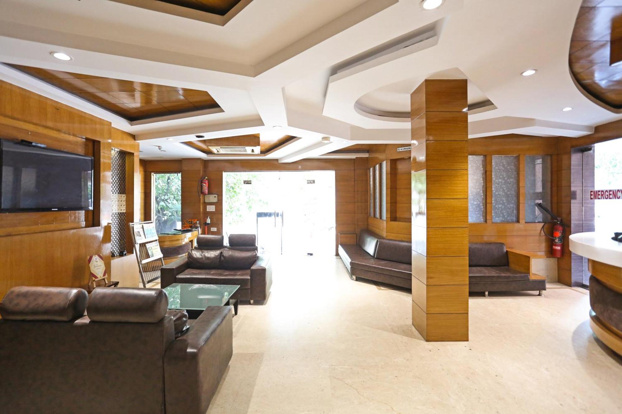 Hotel Silky Palace Near Igi Airportt New Delhi Exteriör bild