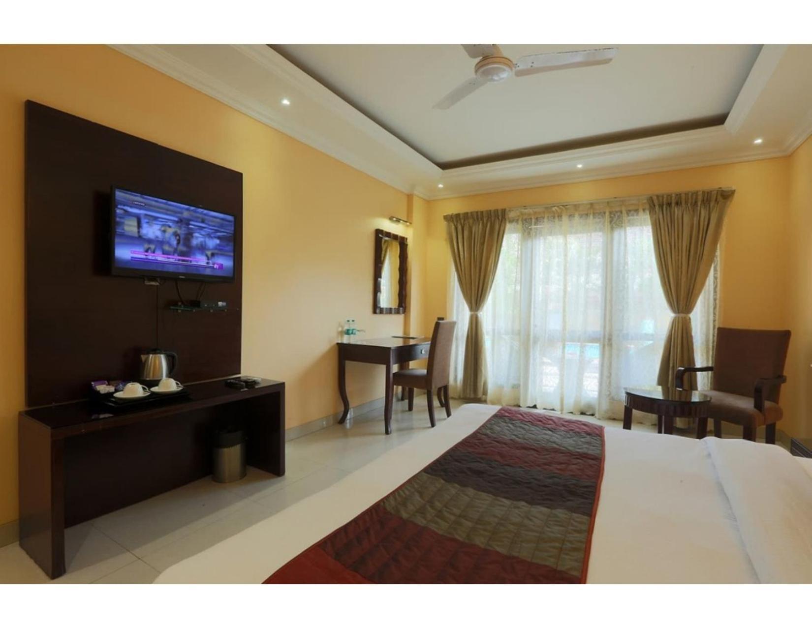 Hotel Silky Palace Near Igi Airportt New Delhi Exteriör bild