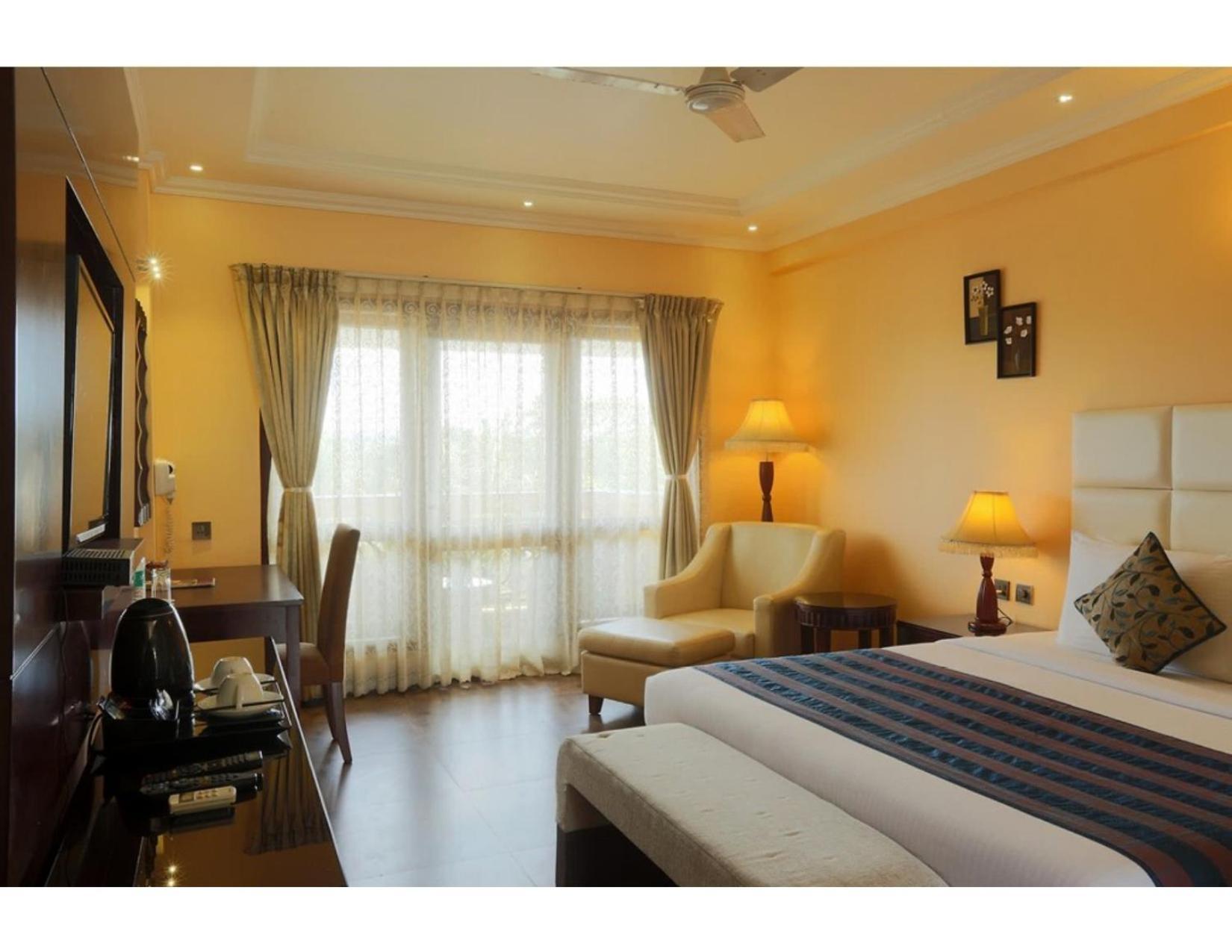 Hotel Silky Palace Near Igi Airportt New Delhi Exteriör bild